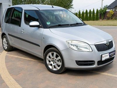 Srebrny Używany 2009 Skoda Roomster Minivan | 16 800 zł