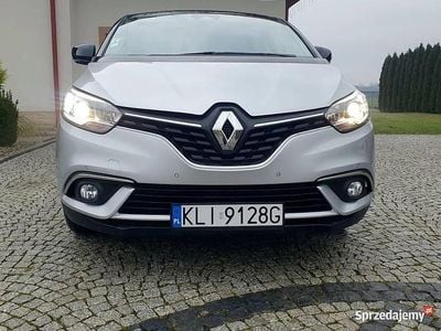 Używany Renault Scénic IV 140 KM (102 kW) 2019 Srebrny Minivan