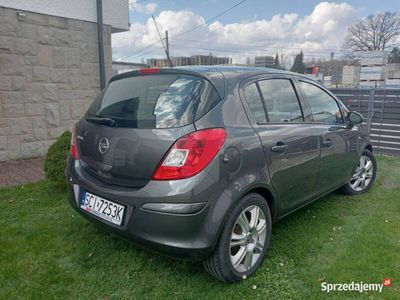 używany Opel Corsa 1.2dm 85KM 2011r. 161 000km