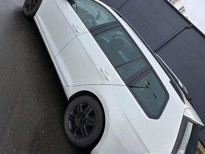 Biały Używany 2014 VW Golf VII Kombi | 26 000 zł (Drogi)