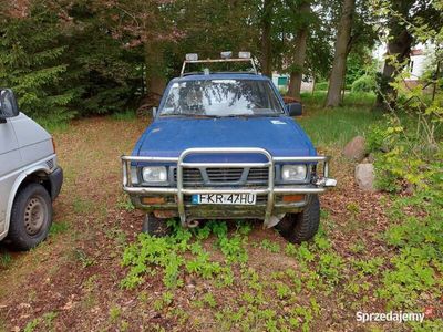 używany Nissan PickUp 