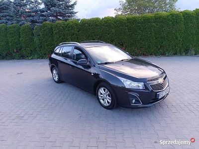 Czarny Używany 2012 Chevrolet Cruze LT Kombi | 22 900 zł