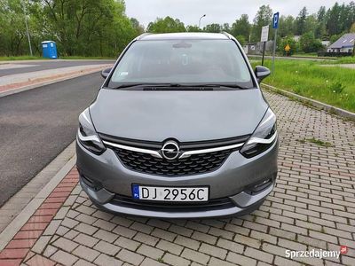Używany Opel Zafira 2016 Minivan