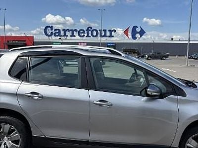 Używany Peugeot 2008 Comfort 75 KM (55 kW) 2018 Srebrny SUV