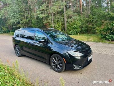 Chrysler Pacifica