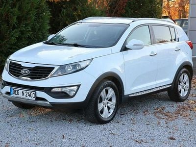 Biały (metalik) Używany 2011 Kia Sportage SUV | 35 700 zł (Dość drogi)