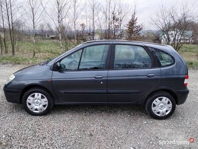 używany Renault Scénic 1.9 DCI 102KM. Bez dwumasy i Dpf. Bez rdzy.