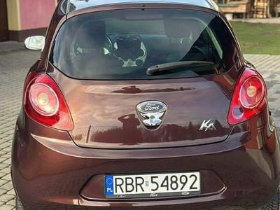 Bordowy Używany 2010 Ford Ka Hatchback | 13 900 zł (Dość drogi)