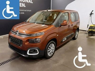 używany Citroën Berlingo Podnośnik automatyczny do podnoszenia wózków inwalidzkich