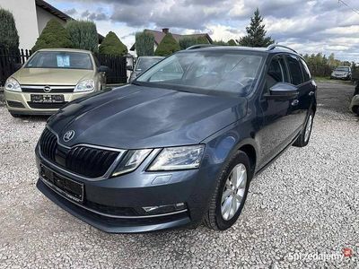 Grafitowy Używany 2017 Skoda Octavia Kombi | 59 900 zł (Drogi)