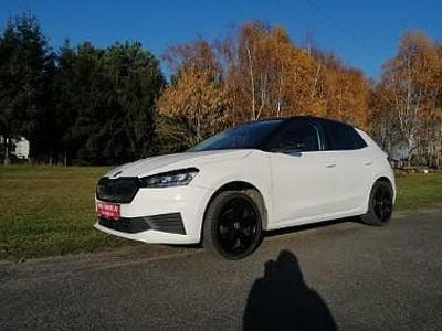 Biały Używany 2023 Skoda Fabia Hatchback | 55 900 zł (Drogi)