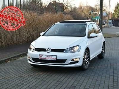 Biały (metalik, perła) Używany 2017 VW Golf VII Allstar Hatchback | 49 999 zł