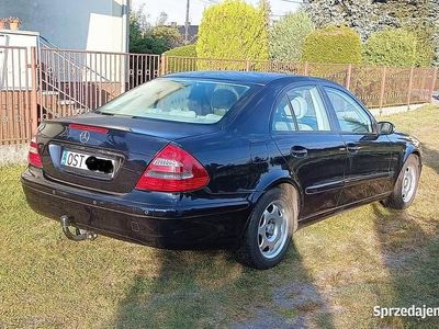 Używany 2005 Mercedes E220 | 24 700 zł
