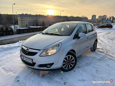 Srebrny Używany 2007 Opel Corsa Hatchback | 9499 zł