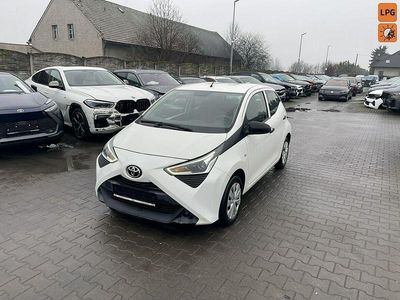 Biały Używany 2021 Toyota Aygo Hatchback | 20 900 zł