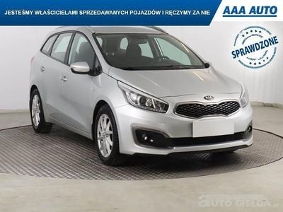 Używany Kia Ceed 90 KM (66 kW) 2017 Srebrny Hatchback