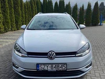 używany VW Golf VII 2018r bogata wersja z małym przebiegiem
