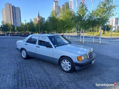 Szary Używany 1991 Mercedes 190 Sedan/Limuzyna | 22 500 zł