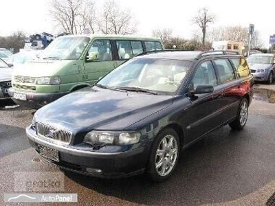 Niebieski Używany 2004 Volvo V70 Kombi | 12 800 zł