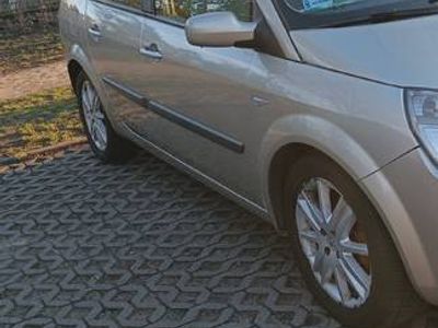 Używany Renault Scénic II 2007 Złoty Minivan