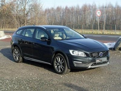używany Volvo V60 CC 2dm 190KM 2017r. 197 000km