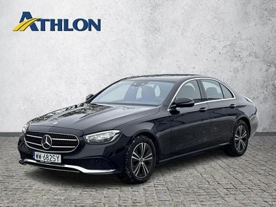 Czarny (metalik) Używany 2022 Mercedes E220 Sedan/Limuzyna | 179 300 zł (Drogi)