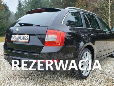 Używany Skoda Octavia Elegance 105 KM (77 kW) 2014 Czarny Kombi