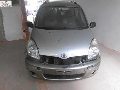 Szary (metalik, perła) Używany 2003 Toyota Yaris Sedan/Limuzyna | 5900 zł