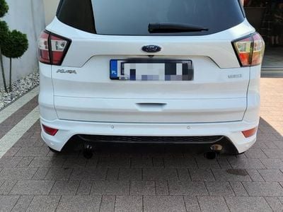 Biały Używany 2017 Ford Kuga ST-Line SUV | 60 000 zł (Uczciwa cena)
