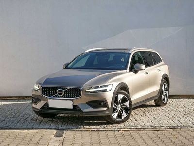 Volvo V60 CC