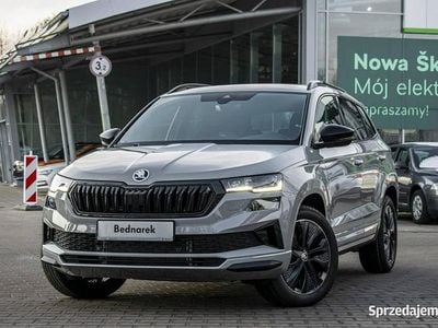 Szary Nowe 2026 Skoda Karoq SportLine SUV | 152 500 zł (Super Cena)