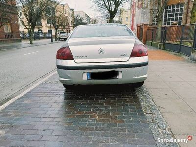 Peugeot 407