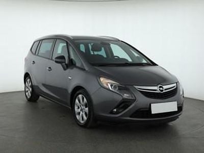 używany Opel Zafira C , 170 KM, Navi, Klimatronic, Tempomat, Parktronic,