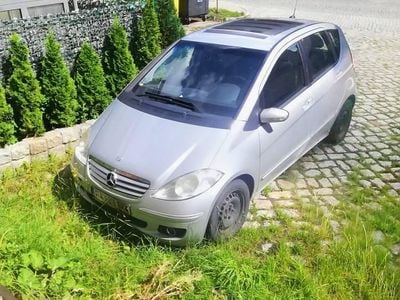 Używany Mercedes A150 95 KM (69 kW) 2005 Srebrny Hatchback