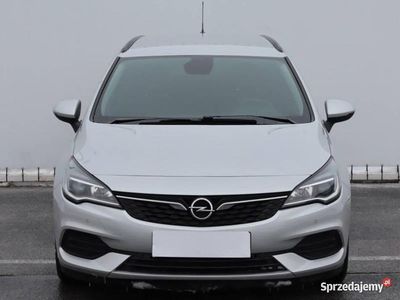 Używany Opel Astra 2020 Srebrny Kombi
