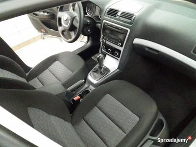 Srebrny Używany 2010 Skoda Octavia Kombi | 14 900 zł (Uczciwa cena)