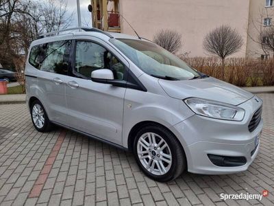 używany Ford Tourneo Courier Tourneo Courier 1,0 EcoBoost1,0 EcoBoost