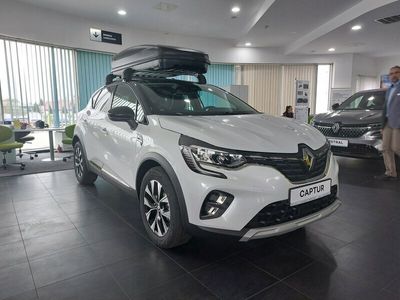 używany Renault Captur 1.3dm 140KM 2024r. 7km