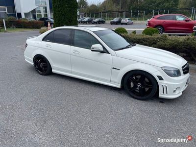 używany Mercedes C63 AMG AMG