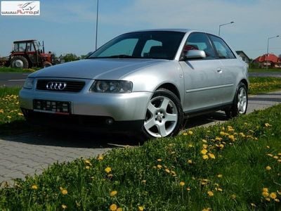 Srebrny Używany 2001 Audi A3 Hatchback | 13 400 zł