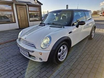 Beżowy Używany 2005 Mini Cooper Coupé Coupe | 17 400 zł