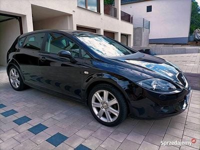 Czarny Używany 2009 Seat Leon Hatchback | 15 000 zł