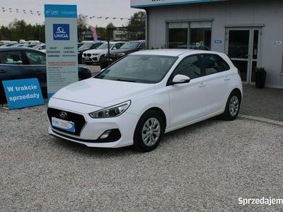 Używany Hyundai i30 Classic 2020 Biały Hatchback