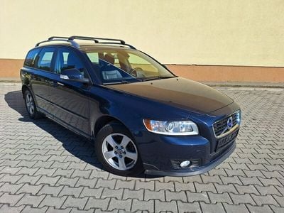 Używany Volvo V50 116 KM (85 kW) 2012 Grafitowy Kombi