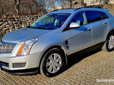 używany Cadillac SRX niski przebieg