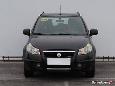 Używany Fiat Sedici 120 KM (88 kW) 2007 Czarny SUV