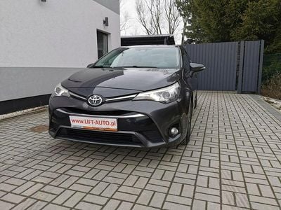 Szary Używany 2015 Toyota Avensis Sedan/Limuzyna | 59 900 zł (Drogi)