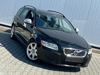 Używany Volvo V50 115 KM (84 kW) 2012 Czarny Kombi