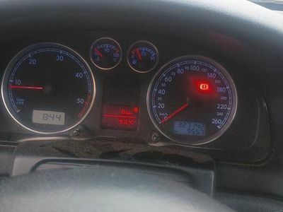 Niebieski Używany 2002 VW Passat Kombi | 3600 zł (Uczciwa cena)