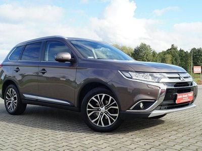 Używany Mitsubishi Outlander 150 KM (110 kW) 2016 Beżowy (metalik) SUV